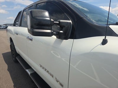 2020 Nissan Titan SL