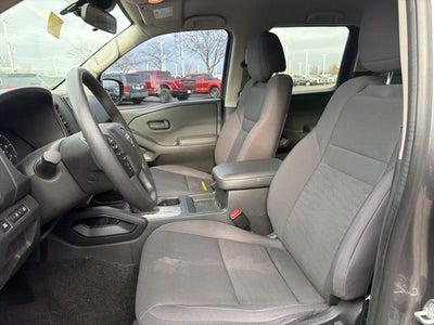 2022 Nissan Frontier S