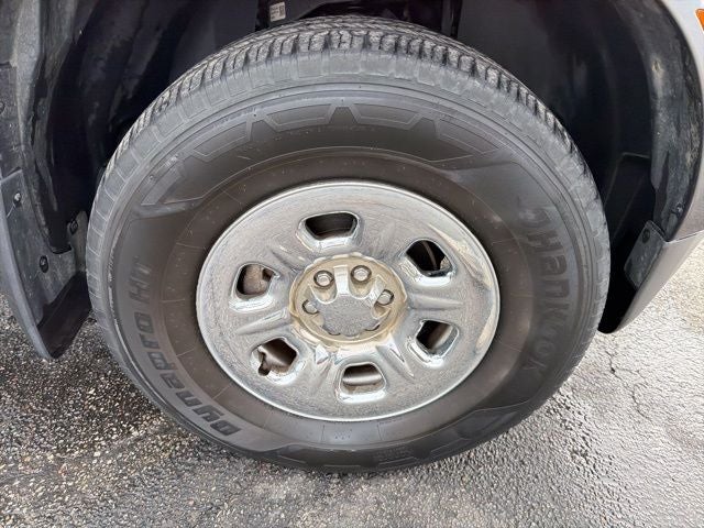 2022 Nissan Frontier S