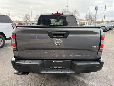 2022 Nissan Frontier S