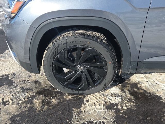 2022 Volkswagen Atlas 2.0T SE w/Technology