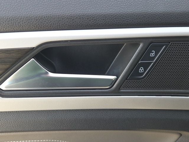 2022 Volkswagen Atlas 2.0T SE w/Technology