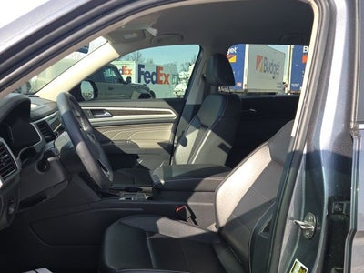 2022 Volkswagen Atlas 2.0T SE w/Technology