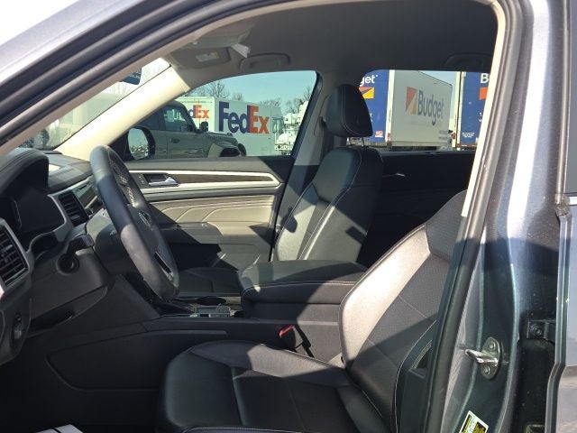 2022 Volkswagen Atlas 2.0T SE w/Technology