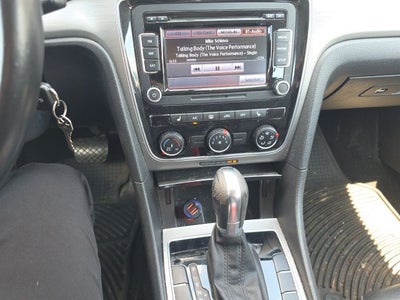 2015 Volkswagen Passat 1.8T SE