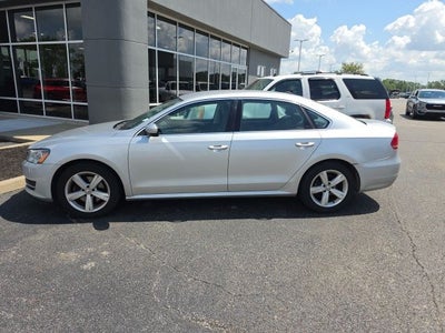 2015 Volkswagen Passat 1.8T SE