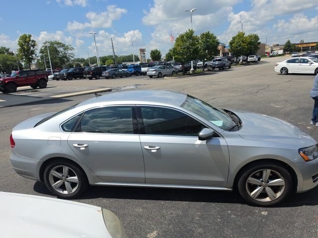 2015 Volkswagen Passat 1.8T SE