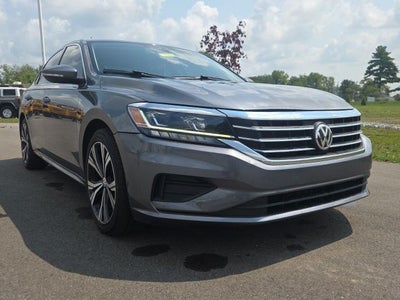 2022 Volkswagen Passat 2.0T SE