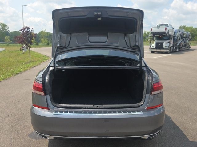 2022 Volkswagen Passat 2.0T SE