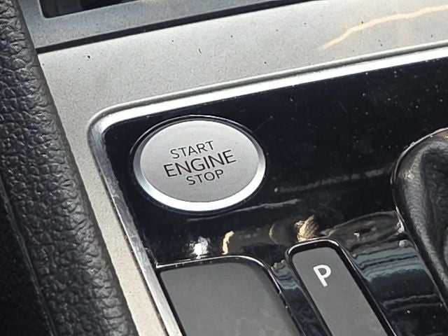 2022 Volkswagen Passat 2.0T SE