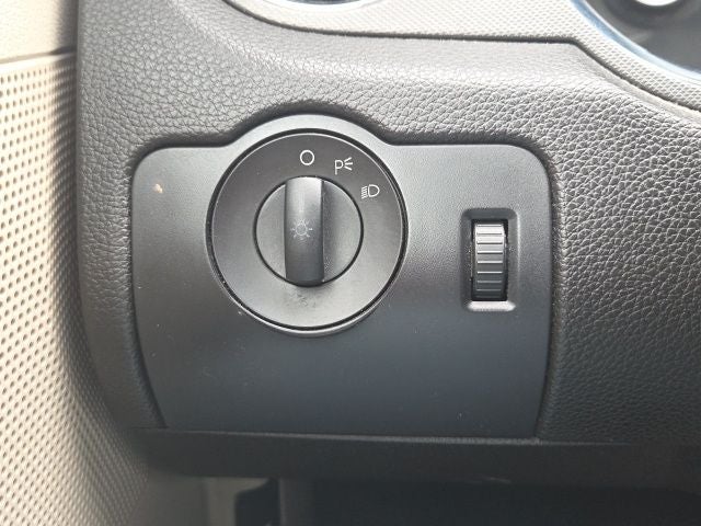 2010 Ford Mustang V6 Premium