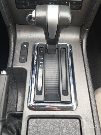 2010 Ford Mustang V6 Premium