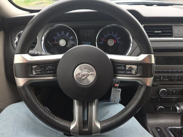 2010 Ford Mustang V6 Premium