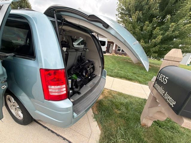 2010 Chrysler Town & Country Touring