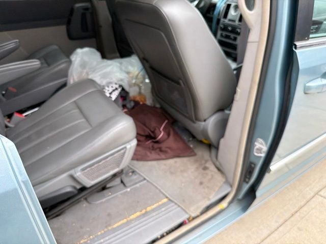 2010 Chrysler Town & Country Touring