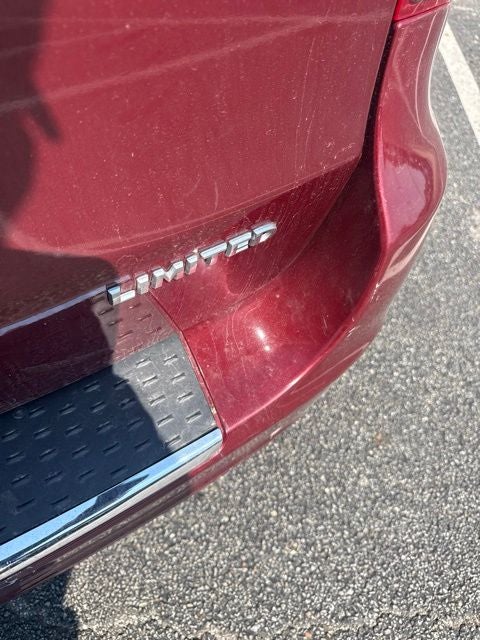 2011 Chrysler Town & Country Limited