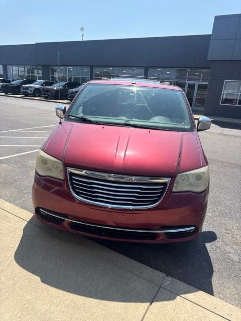 2011 Chrysler Town & Country Limited