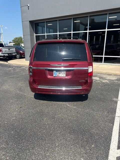 2011 Chrysler Town & Country Limited