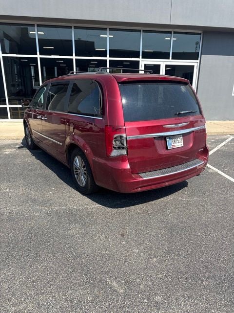 2011 Chrysler Town & Country Limited
