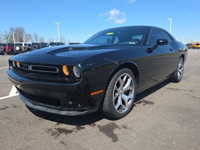 2016 Dodge Challenger SXT