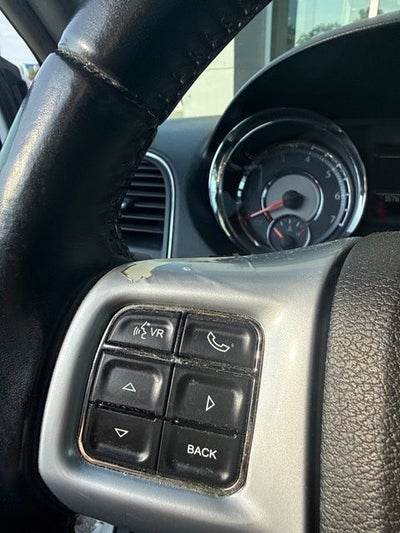 2013 Chrysler Town & Country Touring