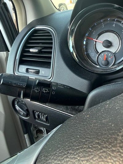 2013 Chrysler Town & Country Touring
