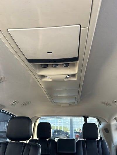 2013 Chrysler Town & Country Touring