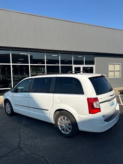 2013 Chrysler Town & Country Touring
