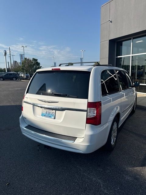 2013 Chrysler Town & Country Touring