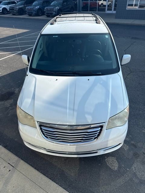 2013 Chrysler Town & Country Touring