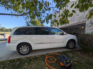 2016 Chrysler Town &amp; Country Touring