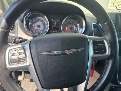 2012 Chrysler Town & Country Touring-L