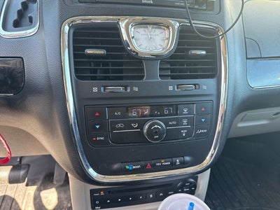 2012 Chrysler Town & Country Touring-L