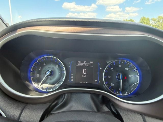 2022 Chrysler Voyager LX