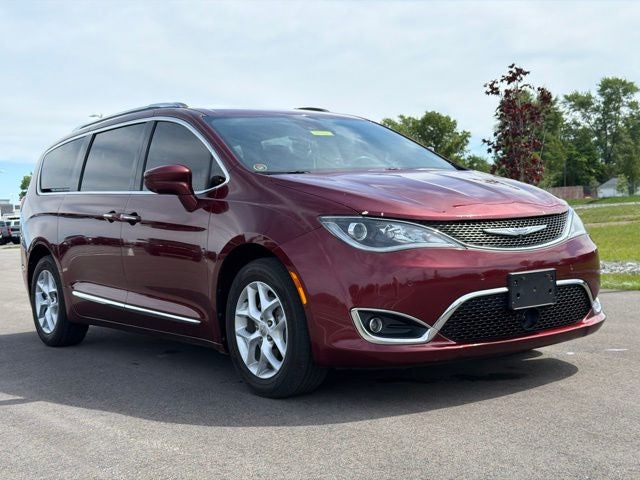 2017 Chrysler Pacifica Touring L Plus