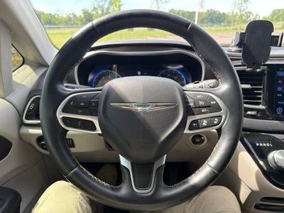 2017 Chrysler Pacifica Touring L Plus