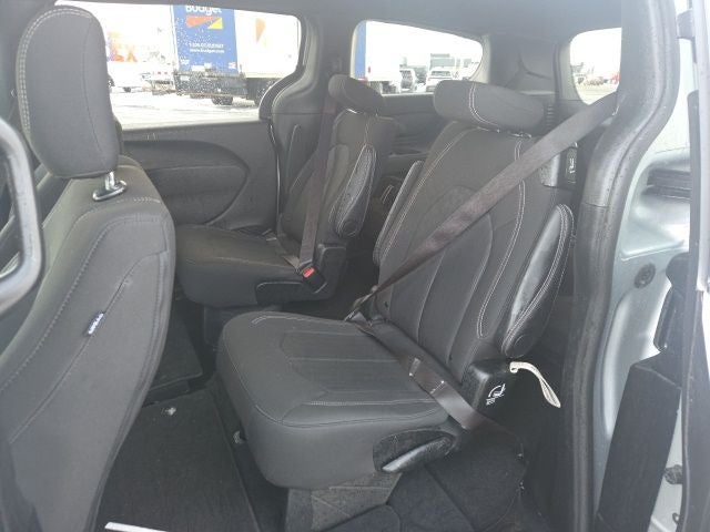 2024 Chrysler Pacifica Touring