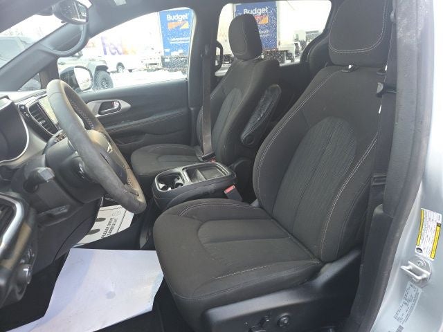 2024 Chrysler Pacifica Touring