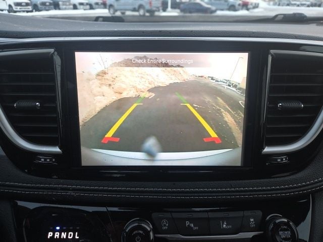 2024 Chrysler Pacifica Touring