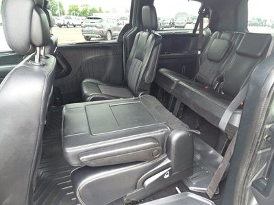 2015 Chrysler Town & Country S