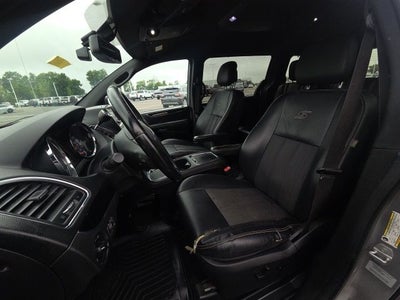 2015 Chrysler Town & Country S