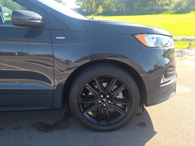 2021 Ford Edge ST Line