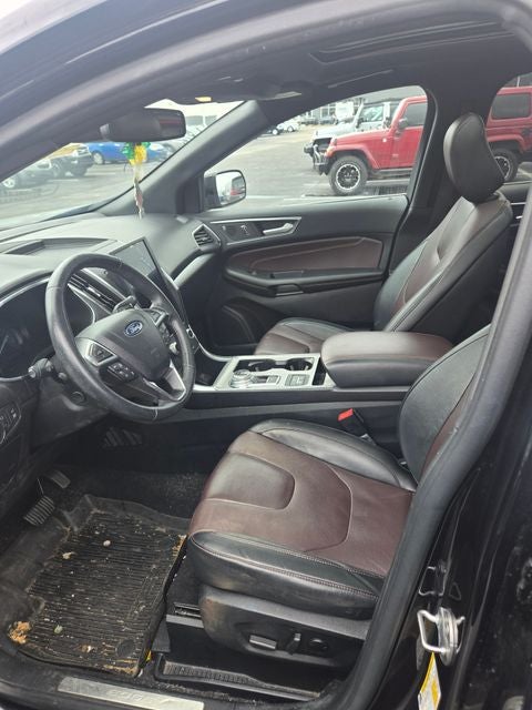 2021 Ford Edge Titanium