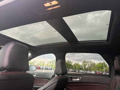 2021 Ford Edge Titanium