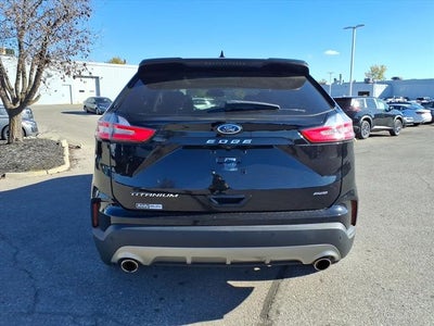 2021 Ford Edge Titanium