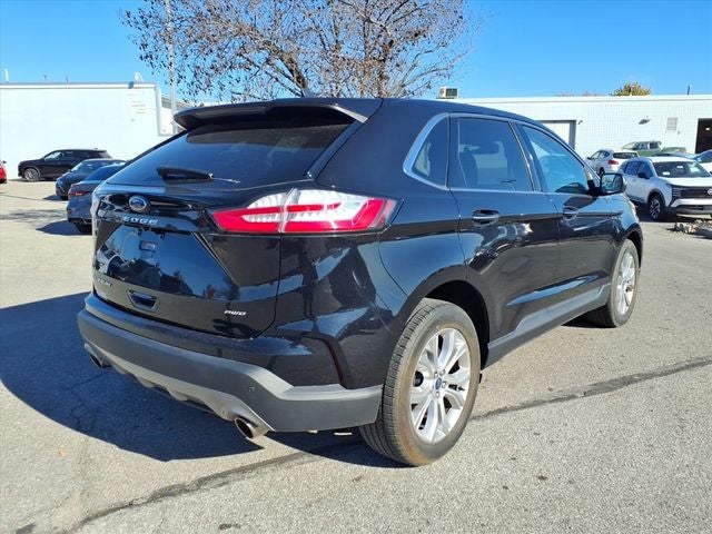 2021 Ford Edge Titanium