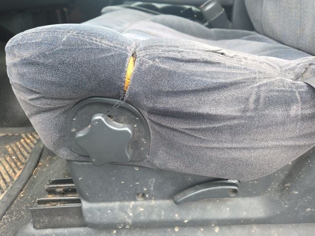 2001 Chevrolet Silverado 1500 LS