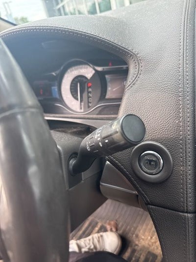 2011 Lincoln MKX Base