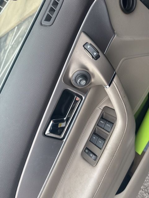 2011 Lincoln MKX Base