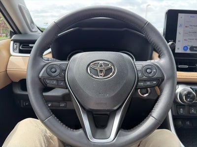 2025 Toyota RAV4 XLE Premium